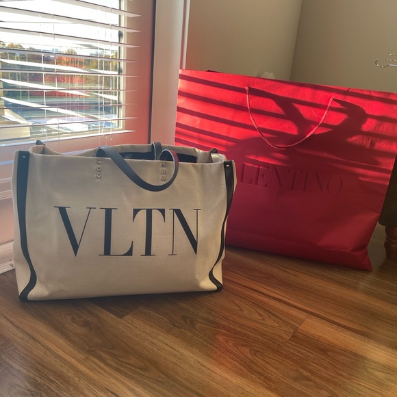 Valentino Canvas Tote. - Picture 3 of 12